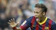 Neymar se raduje ze své trefy proti Realu v prvním El Clásiku sezony