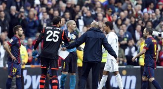 Valdés dostal za vyloučení v utkání s Realem čtyřzápasový trest
