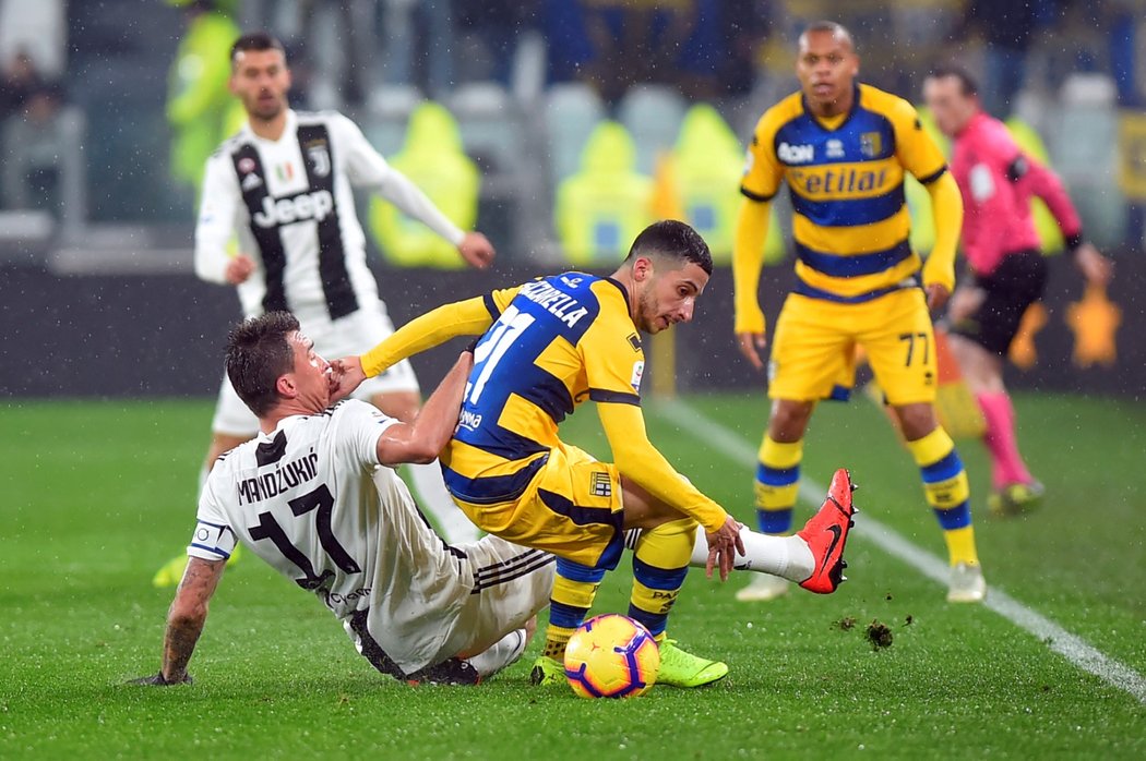 Juventus remizoval na domácím stadionu s Parmou 2:2