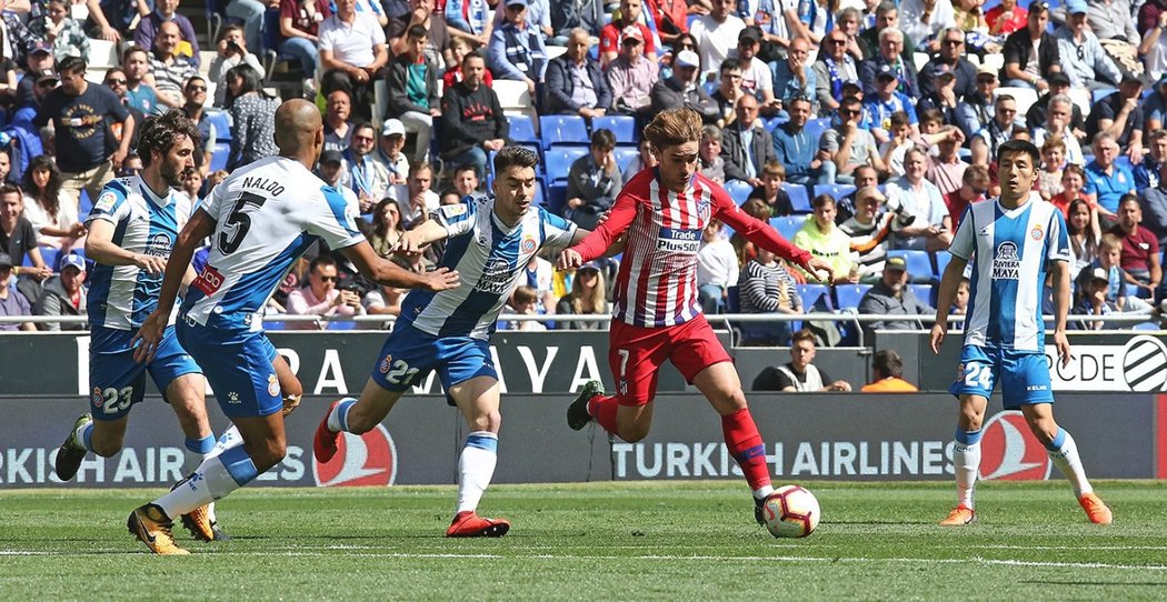 Atlético Madrid prohrálo s Espaňolem Barcelona vysoko 0:3