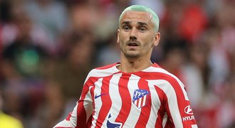 Případ Griezmann: hvězda v Atlétiku radši moc nehraje, jde o velké peníze