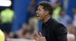 Trenér Atlétika Diego Simeone při utkání s Deportivem Alavés