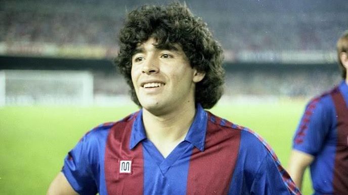 Diego Maradona vyměnil Barcelonu za Neapol. Šlo o výjimečný přestup.