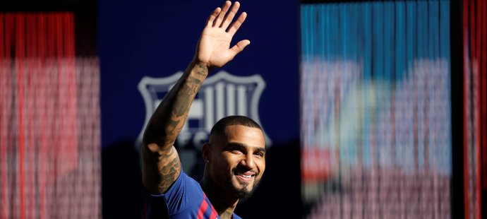 Extravagantní Ghaňan Kevin-Prince Boateng má za sebou už i oficiální představení na Camp Nou