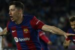 Barcelona otočila duel s Valencií, Lewandowski stihl hattrick za poločas
