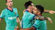 Radost fotbalistů Barcelony ze vstřelené branky proti Villarrealu