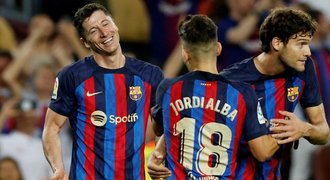 Barcelona porazila Villarreal. Dvakrát pálil Lewandowski, tři slepené góly