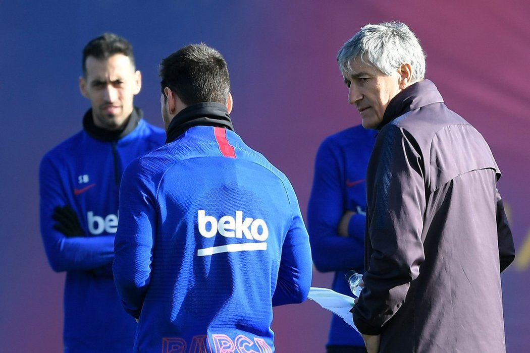 Trénovat Messiho? Nic lehkého, přiznal vyhozený trenér Barcelony Quique Setién