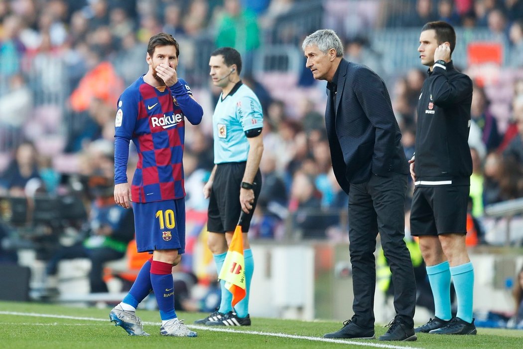 Trénovat Messiho? Nic lehkého, přiznal vyhozený trenér Barcelony Quique Setién