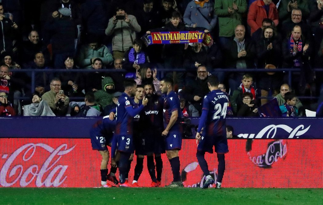 Fotbalisté Levante překvapivě porazili Real Madrid, jedinou trefu v utkání zaznamenal José Luis Morales