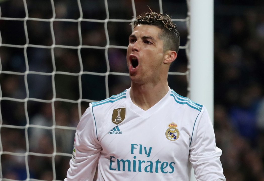 Cristiano Ronaldo a jeho radost z branky v utkání Realu Madrid s Gironou