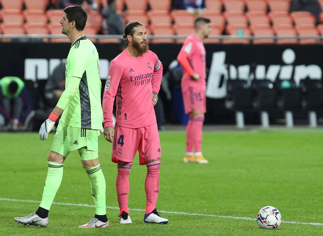 Real Madrid padl na hřišti Valencie vysoko 1:4