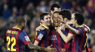 Barcelona po Neymarově parádě zničila Vallecano, Real vyhrál v Getafe