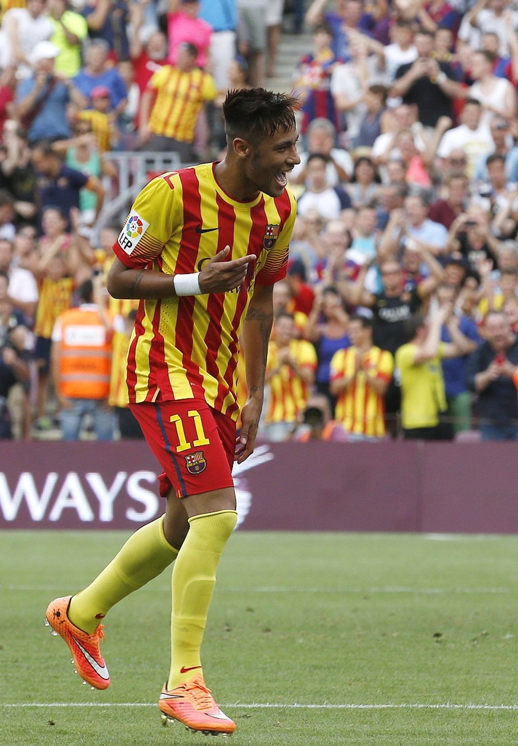 Brazilec Neymar se dostává do skvělé formy, tentokrát pomohl Barceloně k výhře dvěma góly v závěru ligového duelu s Bilbaem