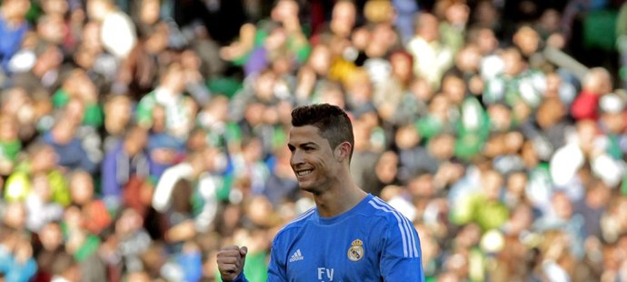 Cristiano Ronaldo je po zisku Zlatého míče k neudržení. V Seville dal nádherný gól Betisu