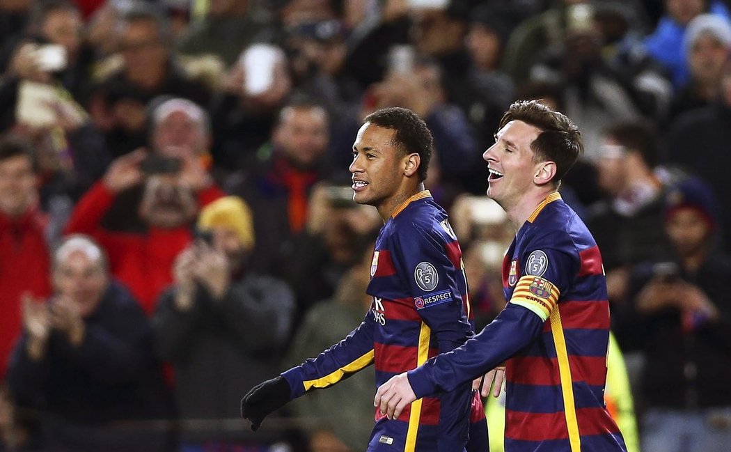 Lionel Messi s Neymarem táhnou Barcelonu, klub však tíží pokrývání jejich velkých platů