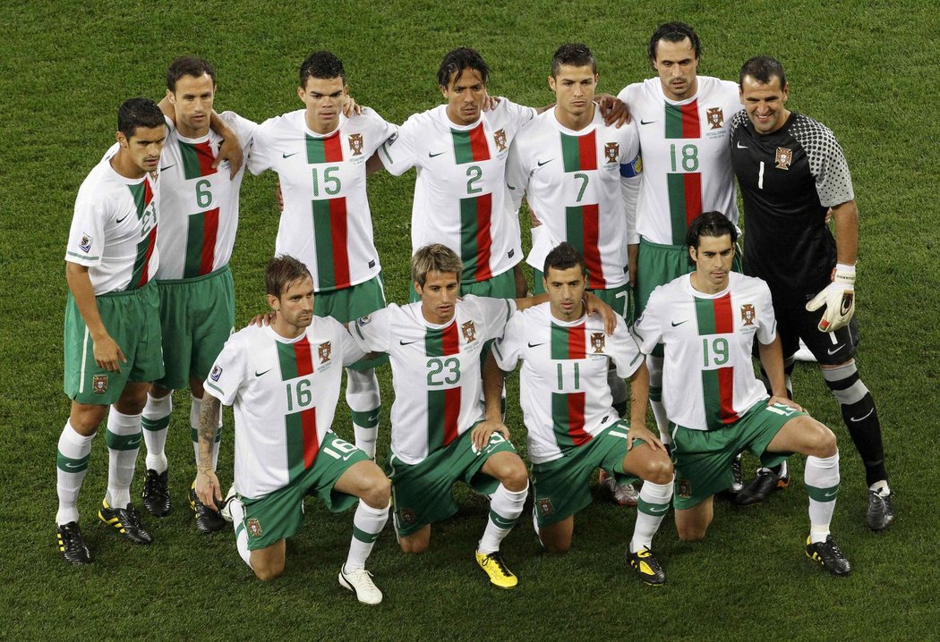 Fotbalisté Portugalska před zápasem.