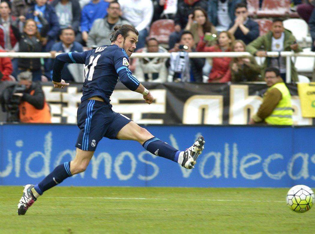 Gareth Bale vstřelil Vallecanu dvě branky a dokonal obrat Realu