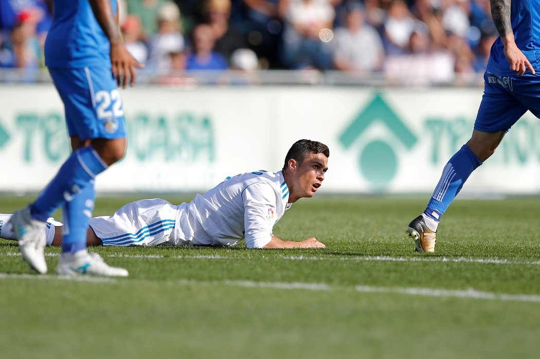 Hvězda Realu Madrid na zemi. Cristiano Ronaldo neodehrál na hřišti Getafe dobré utkání, v závěru duelu ale trefil vítěznou branku