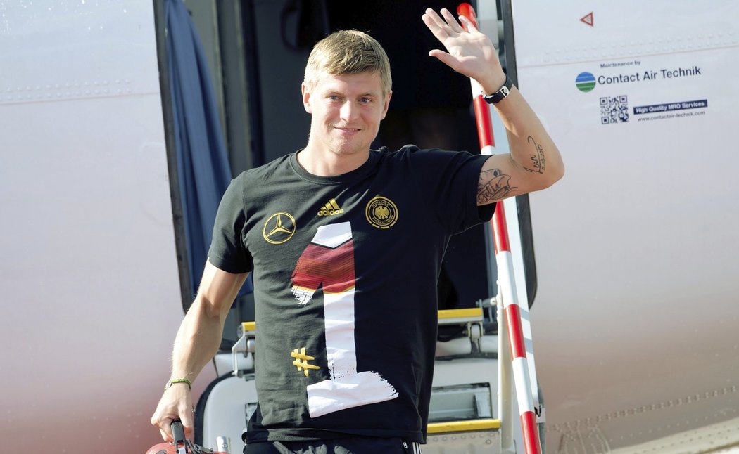 Fotbalista Toni Kroos mění po vyhraném šampionátu angažmá. Přestupuje do Realu Madrid.