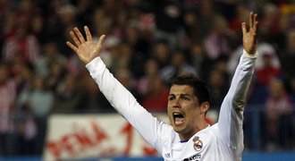 Ronaldo by mohl v létě zamířit do AC Milán