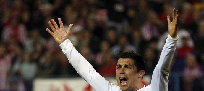 Cristiano Ronaldo rozstřílel čtyřmi góly v 35. kole španělské ligy Sevillu 