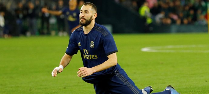 Karim Benzema v nepodařeném zápase Realu na půdě Betisu