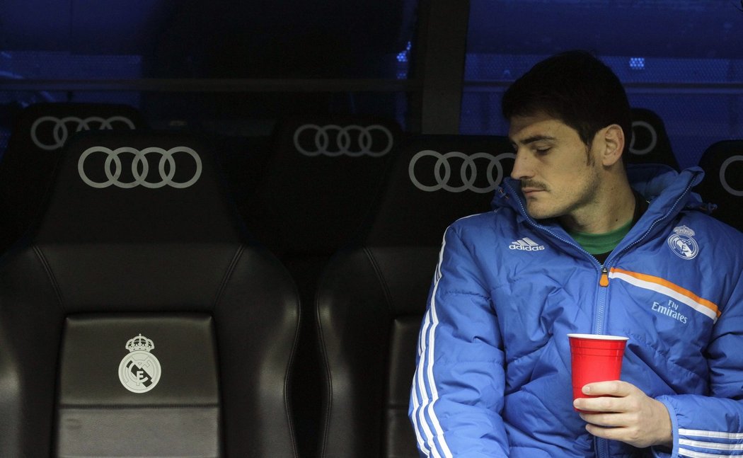 Jen pozice náhradníka zbyla opět  na Ikera Casillase.