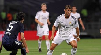 Bale ještě není v Realu, mrzutý Ronaldo už mu vyklízí místo