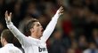 Cristiano Ronaldo se raduje ze svého třetího gólu do sítě Levante v dresu Realu Madrid