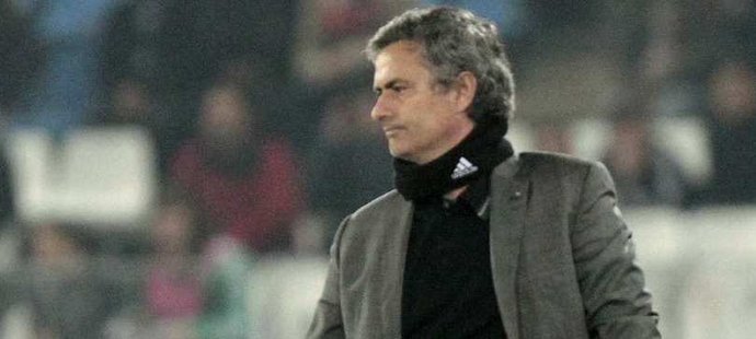 José Mourinho má za sebou krutý víkend. Nejprve kritizoval ho legendární Beckenbauer, jeho Real navíc padl s Almérií