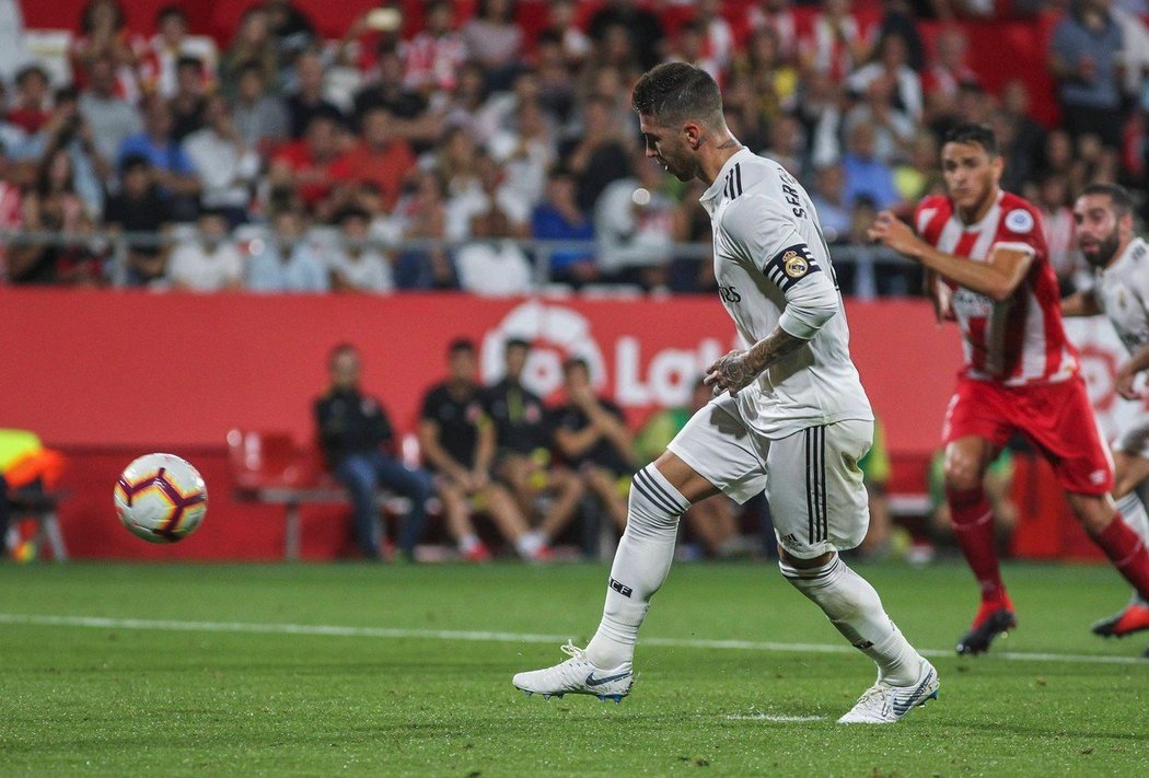 Kapitán Realu Sergio Ramos kope penalty po vzoru Antonína Panenky