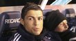 Na lavičce náhradníků v Realu Madrid to Cristiana Ronalda nebaví