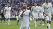 Obránce Realu Madrid Sergio Ramos slaví gól.