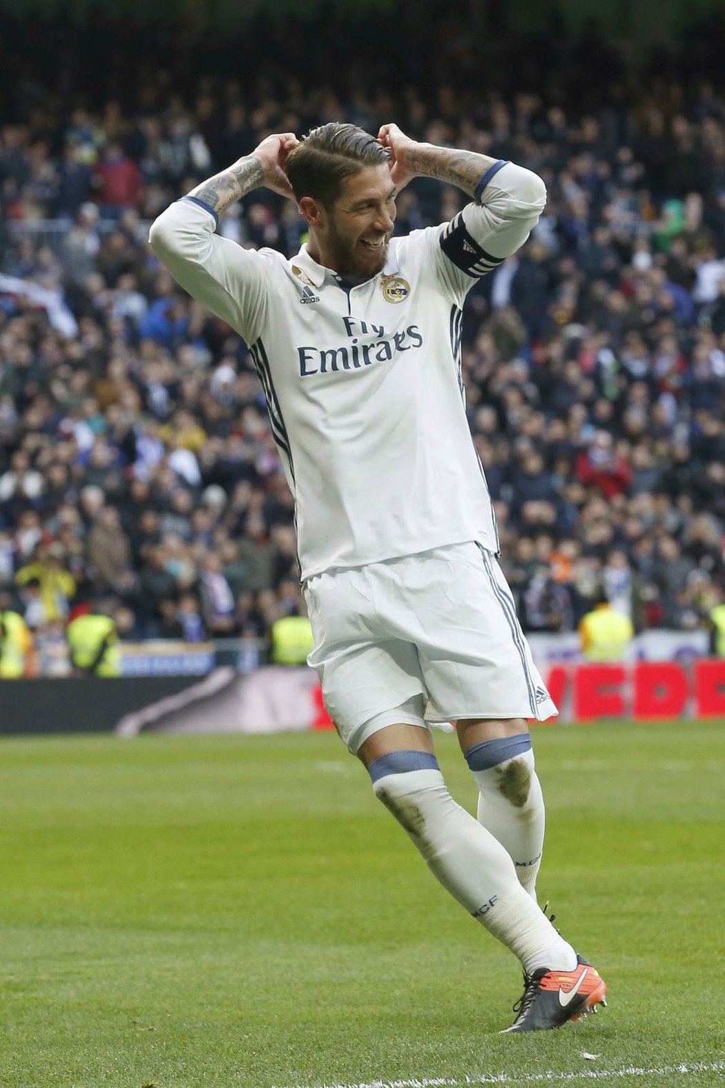 Sergio Ramos v euforii, obránce Realu Madrid vstřelil gól.