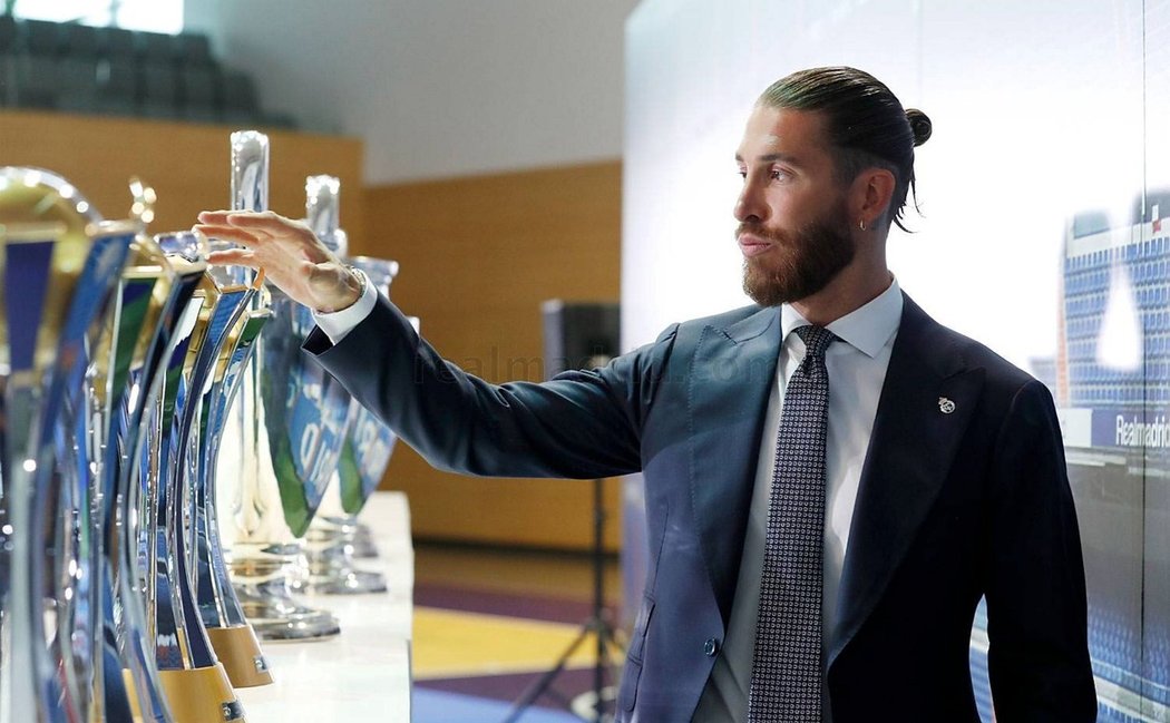 Sergio Ramos se rozloučil s Realem na setkání s prezidentem Florentinem Pérezem