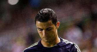 VIDEO: Minela roku. Hvězdný Ronaldo netrefil prázdnou bránu