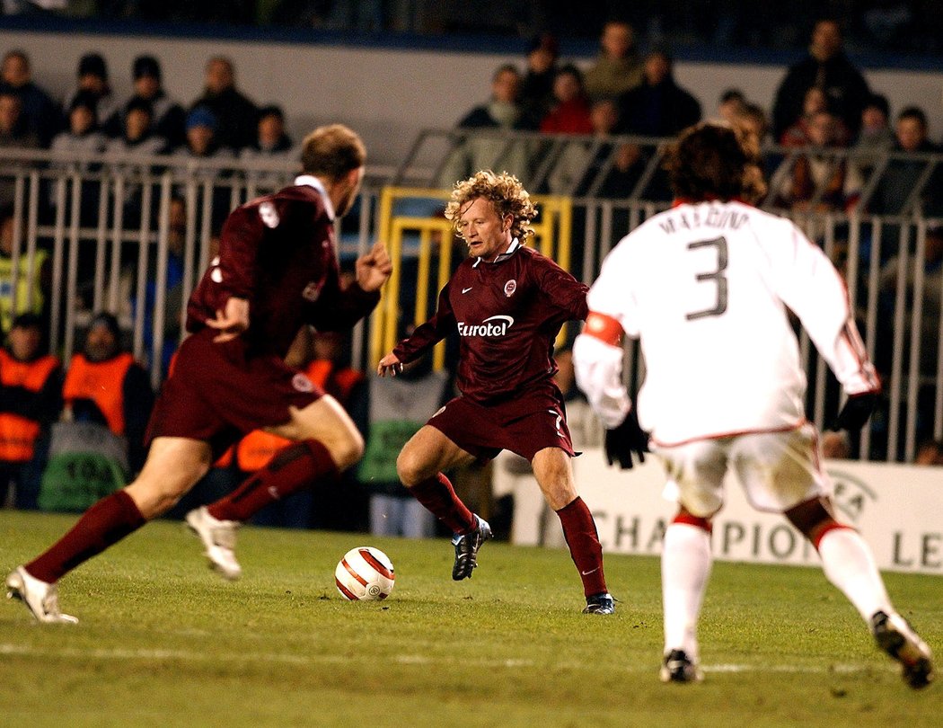 Lukáš Zelenka v domácím utkání Sparty s AC Milán před 16 lety