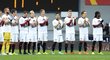 Sparťanští fotbalisté před utkáním s Boleslaví oblékli trika na počest zesnulého Pavla Srníčka