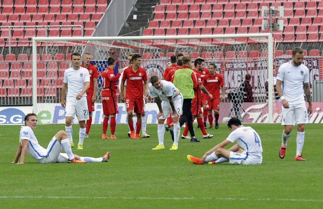 Fotbalisté Sparty po dramatickém průběhu remizovali v Brně 3:3