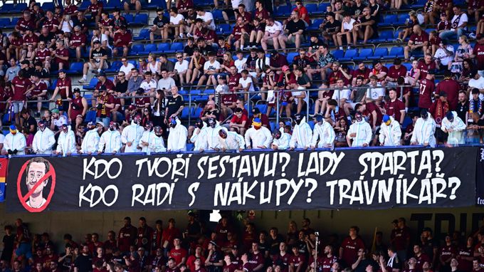 ONLINE: Sparta - Teplice 0:0. Transparenty proti Rosickému, Jurásek na lavičce ONLINE: Sparta - Teplice 0:0. Transparenty proti Rosickému, Jurásek na lavičce