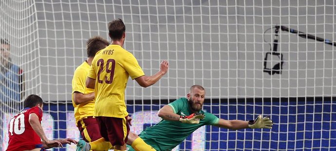 Alan Dzagoev překonal Davida Bičíka CSKA vedlo 1:0