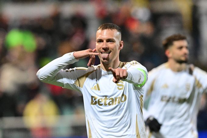 ONLINE: Zlín - Sparta. Letenští hrají opět venku, vyhrají i podruhé na jaře? ONLINE: Zlín - Sparta. Letenští hrají opět venku, vyhrají i podruhé na jaře?