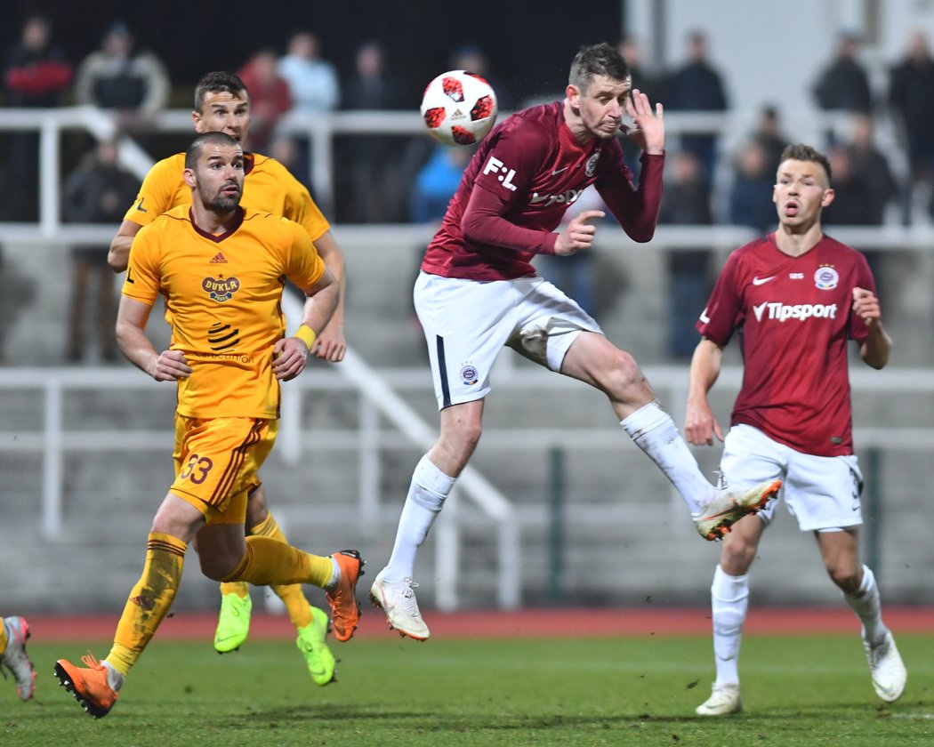 Ondřej Zahustel přesnou hlavičkou vyrovnal na 2:2