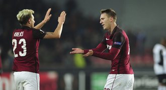 Trefil to jako Lafata! Sparta oslavuje mladého hrdinu Juliše