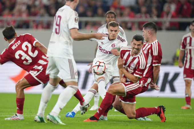 ONLINE: Olympiakos - Sparta 1:0. Sparta marně tlačí. Šanci měl Kadeřábek, poté Brunes ONLINE: Olympiakos - Sparta 1:0. Sparta marně tlačí. Šanci měl Kadeřábek, poté Brunes