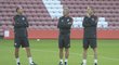 Sparťanští trenéři během přípravy na zápas se Southamptonem