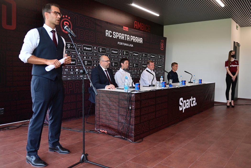 Sparta na tiskové konferenci před sezonou vyhlásila titulový cíl
