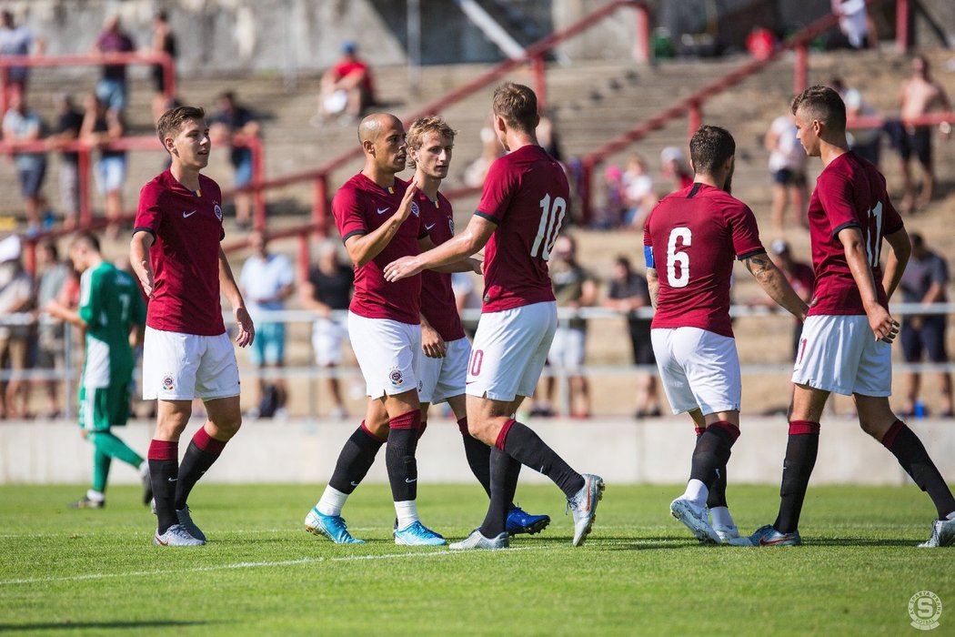 Fotbalisté Sparty B porazili ve třetí lize Hostouň, dvě branky vstřelil uzdravený Tal Ben Chaim