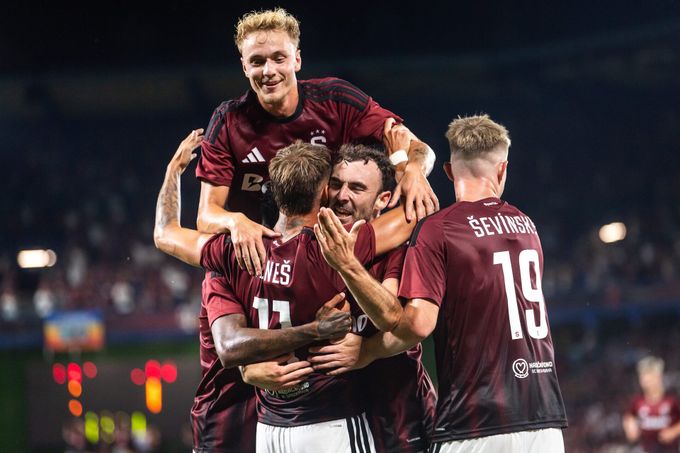Sparta oznámí nového kapitána, favorit je jasný. Většina adeptů totiž má nějaké ALE Sparta oznámí nového kapitána, favorit je jasný. Většina adeptů totiž má nějaké ALE